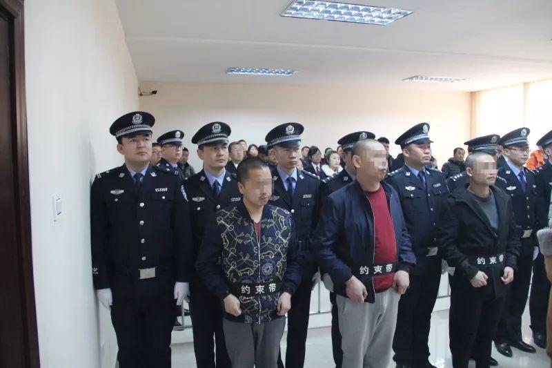 穿越鄂尔多斯，温暖时光的记忆篇章